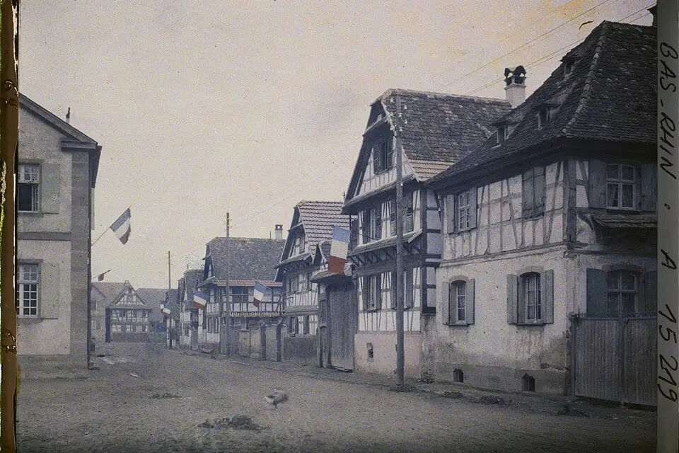 Stimmungsvolle Reiseansicht aus Elsass für Busreise Elsass mit Reiseleitung – Reiseguide