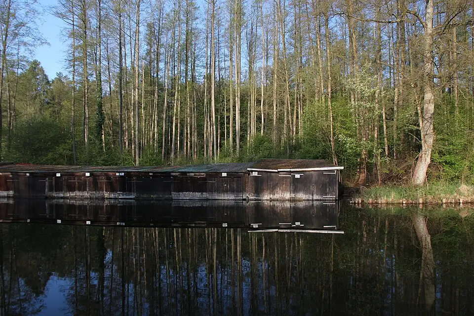 Authentischer Reisemoment in Mecklenburgischen Seenplatte – passend zu Mecklenburgische Seenplatte – Busreise-Vergleich