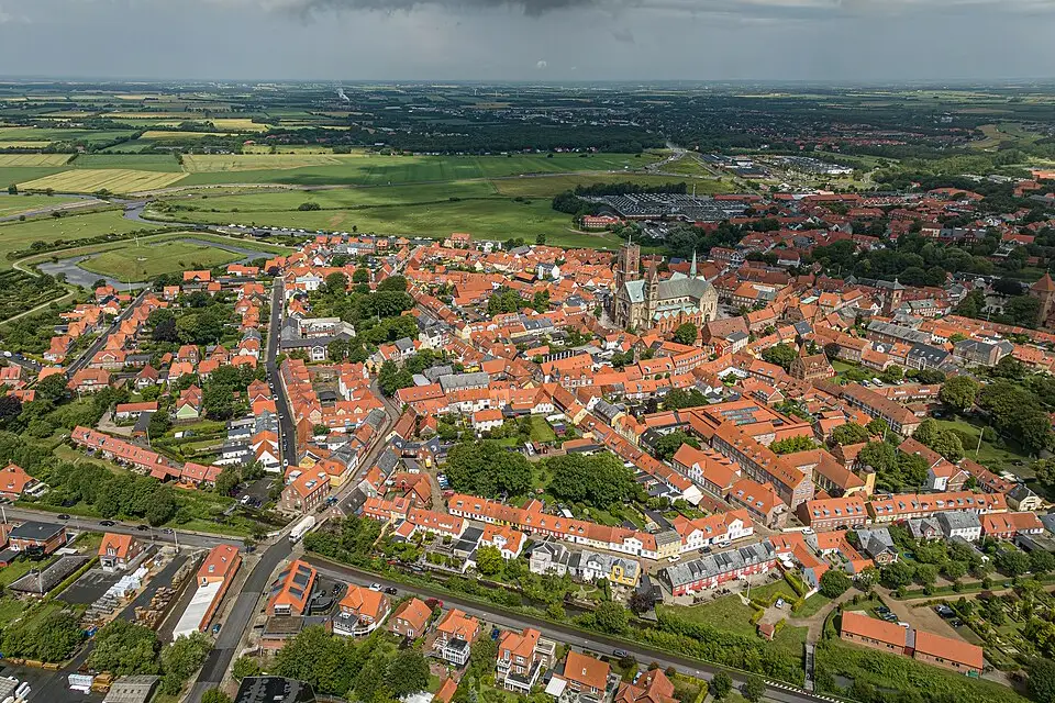 Stimmungsvolle Reiseansicht aus Dänemark für Busreise Dänemark in kleiner Gruppe – Reiseguide
