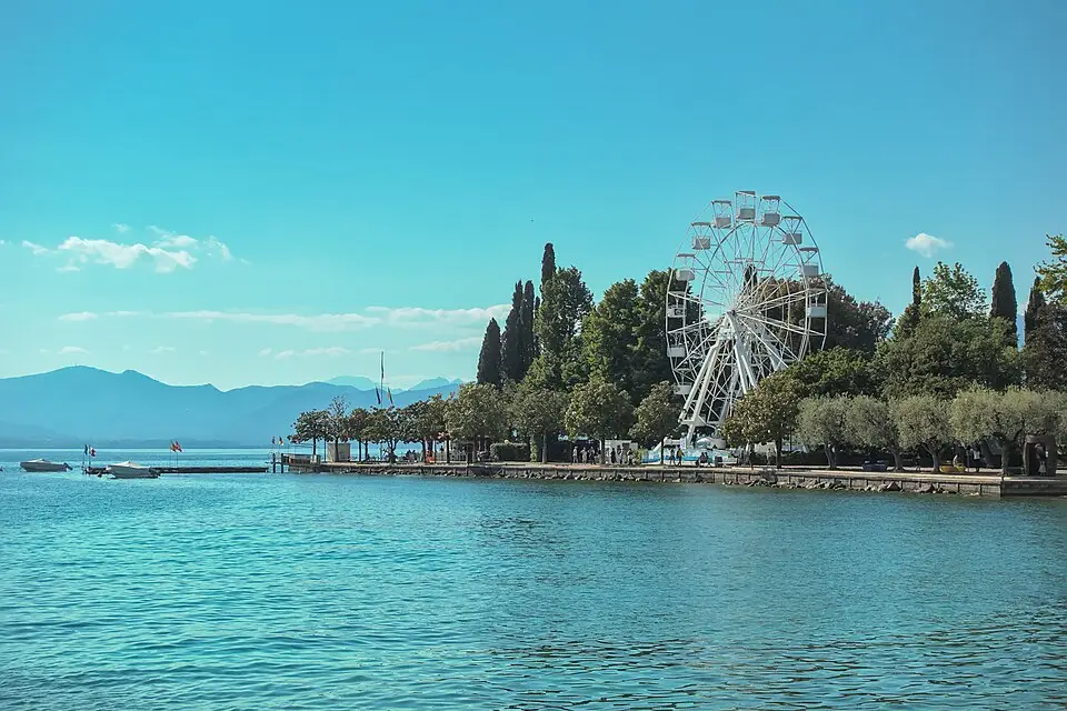 Landschaft und Sehenswürdigkeiten in Gardasee für Busreise Gardasee Angebote vergleichen – Reisecheck