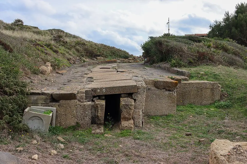 Landschaft und Sehenswürdigkeiten in Sardinien für Busreise Sardinien Angebote vergleichen – ehrlich eingeordnet