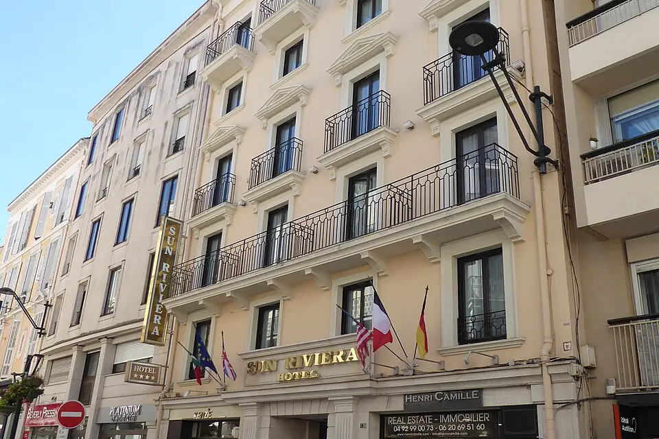 Authentischer Reisemoment in Côte d’Azur – passend zu Busreise Côte d’Azur ohne Nachtfahrt – Reisecheck
