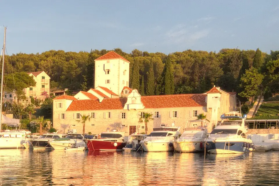 Landschaft und Sehenswürdigkeiten in Dalmatien für Erlebnisreise Dalmatien mit dem Bus – Tipps zur Auswahl
