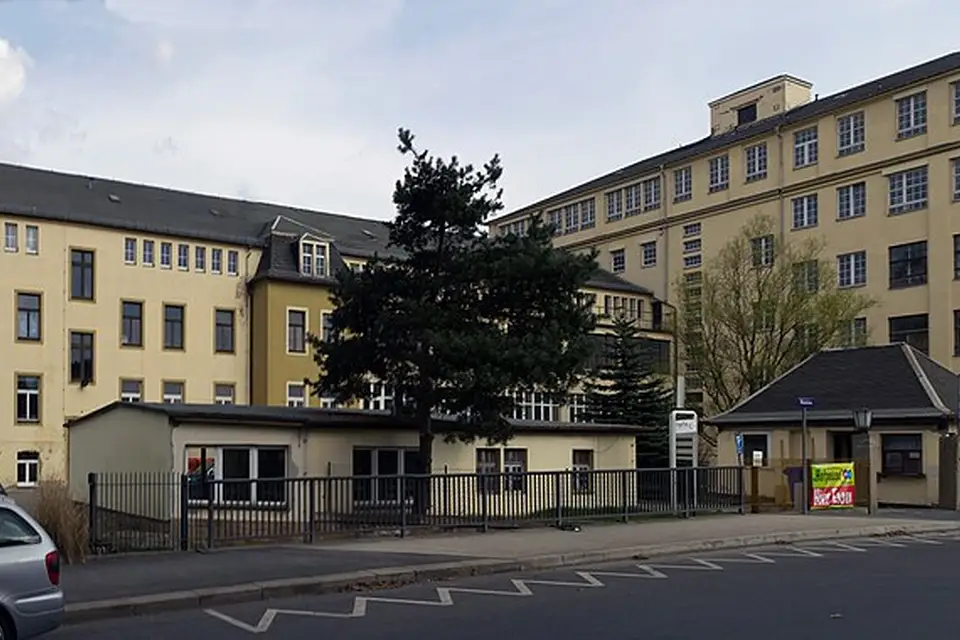 Authentischer Reisemoment in Dresden – passend zu Barrierearme Busreise Dresden – Reiseguide