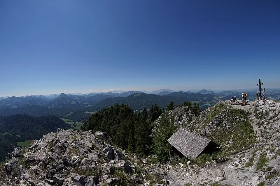 Landschaft und Sehenswürdigkeiten in Salzkammergut für Busreise Salzkammergut ab München – Tipps zur Auswahl