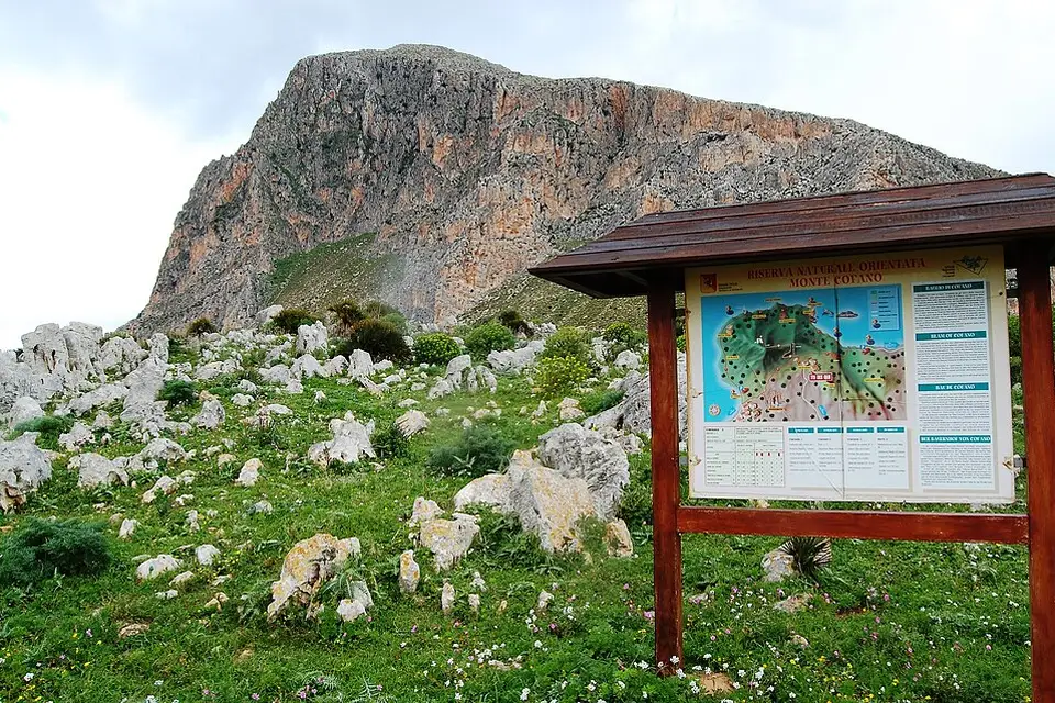 Landschaft und Sehenswürdigkeiten in Sizilien für Busreise Sizilien mit Panoramabahn – Dauer & Komfort