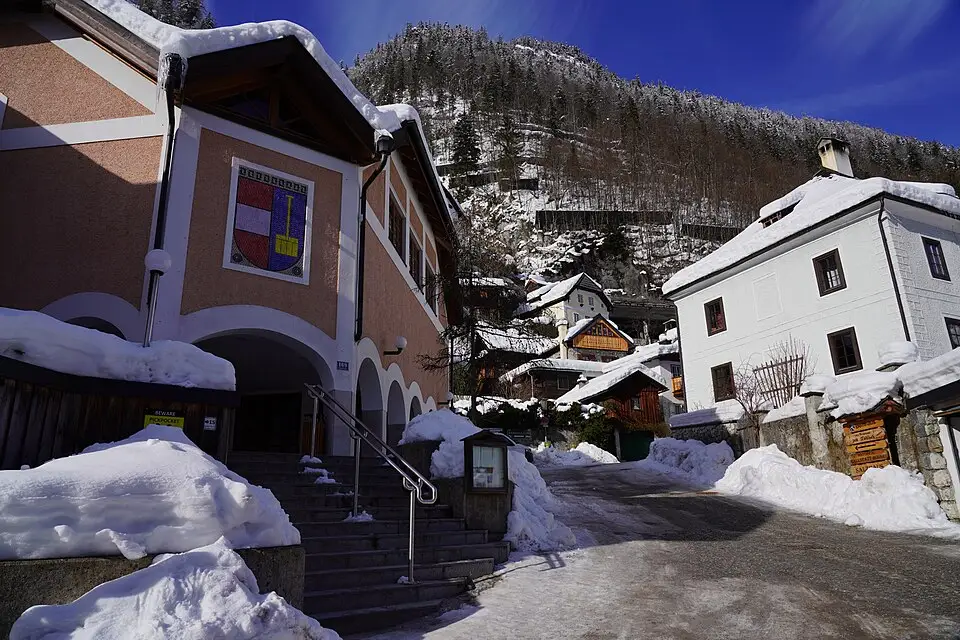 Stimmungsvolle Reiseansicht aus Salzkammergut für Busreise Salzkammergut für Familien – Reiseguide