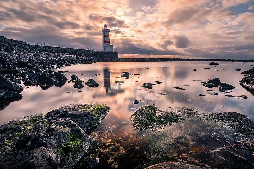 Stimmungsvolle Reiseansicht aus Irland für Adventsreise Irland mit dem Bus – Tipps zur Auswahl