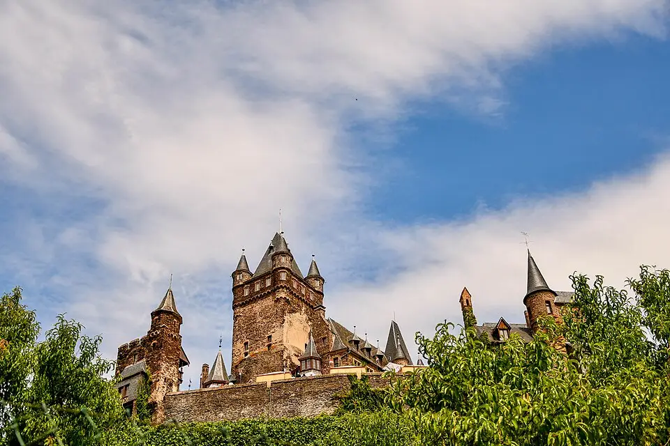 Landschaft und Sehenswürdigkeiten in Mosel für Busreise Mosel mit Halbpension – Reisecheck