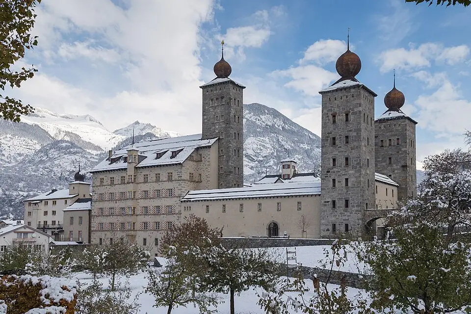 Landschaft und Sehenswürdigkeiten in Wallis für Kulturreise Wallis mit dem Bus – ehrlich eingeordnet