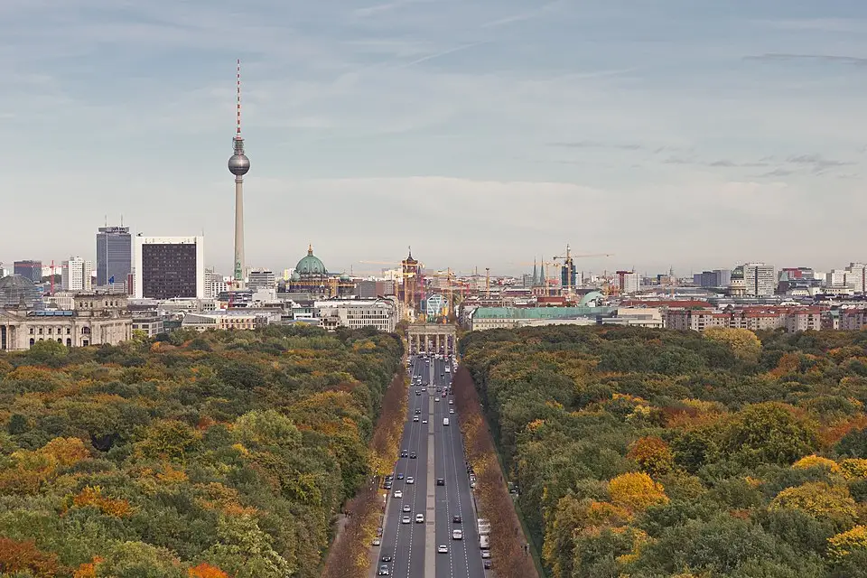 Stimmungsvolle Reiseansicht aus Berlin für Busreise Berlin ab Berlin – Route & Leistungen