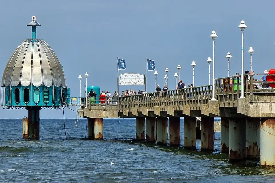Authentischer Reisemoment in Usedom – passend zu Weihnachtsreise Usedom mit dem Bus – Tipps zur Auswahl