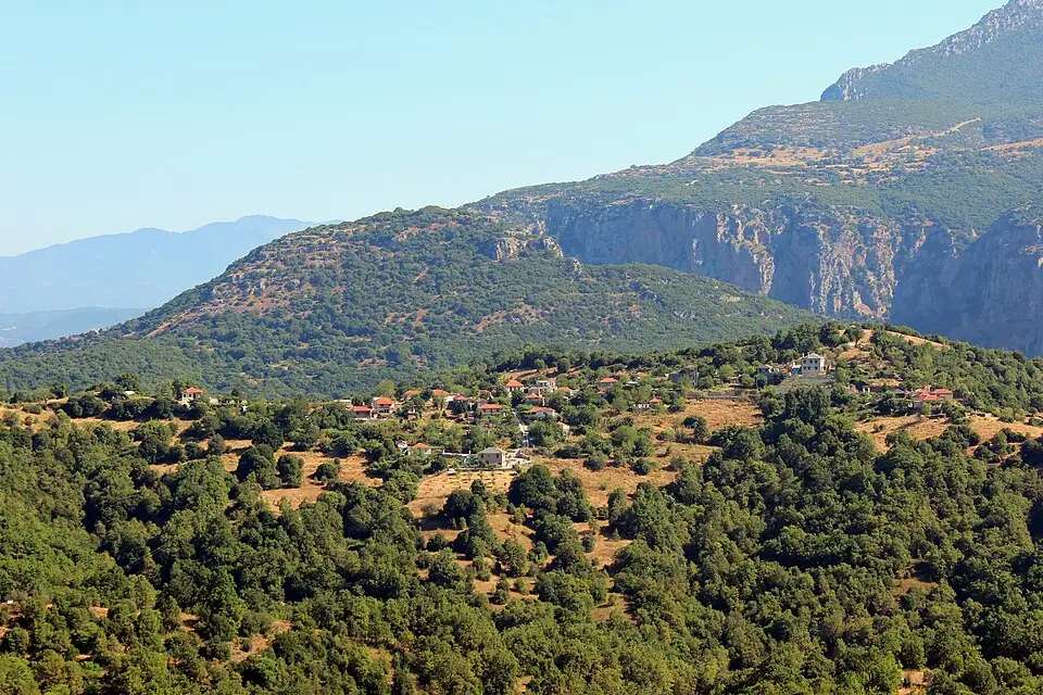 Authentischer Reisemoment in griechischem Festland – passend zu Busreise Griechisches Festland 5 Tage – Route & Leistungen