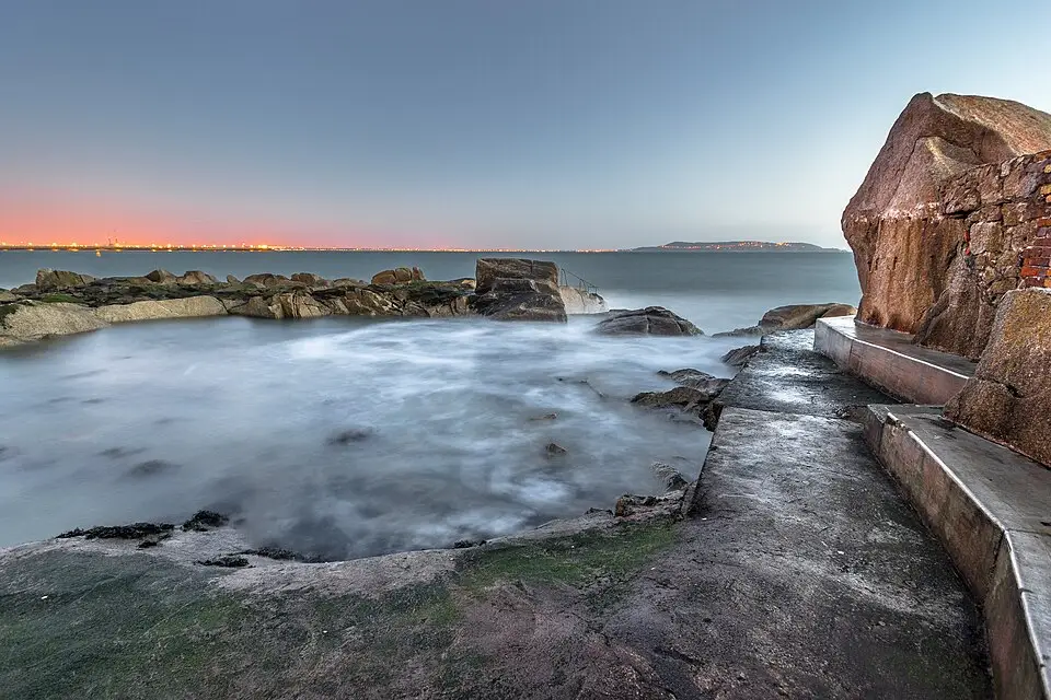 Stimmungsvolle Reiseansicht aus Irland für Busreise Irland im Herbst – Reiseguide
