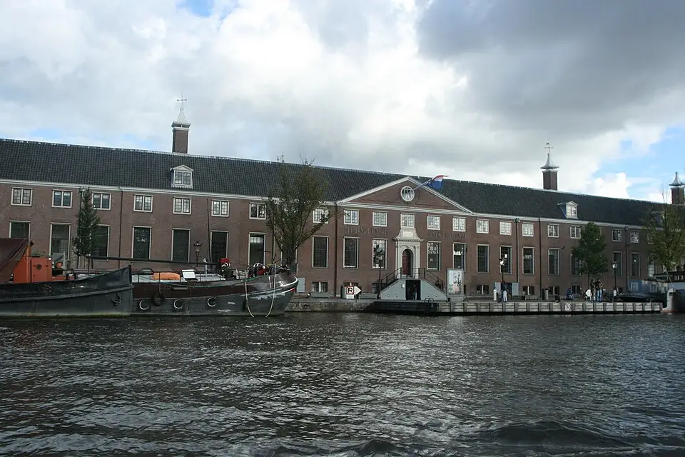 Stimmungsvolle Reiseansicht aus Amsterdam für Busreise Amsterdam für Senioren – Reisecheck
