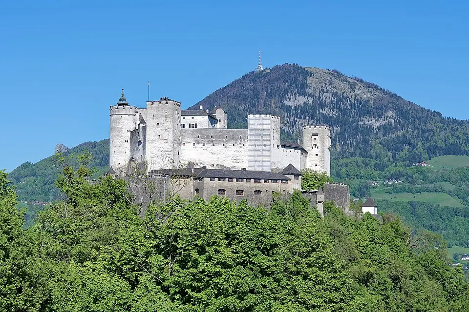 Landschaft und Sehenswürdigkeiten in Salzburg für Barrierearme Busreise Salzburg – Route & Leistungen