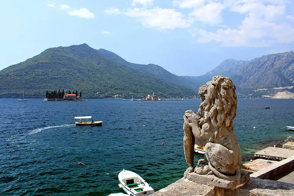 Authentischer Reisemoment in Montenegro – passend zu Busreise Montenegro – Route & Leistungen