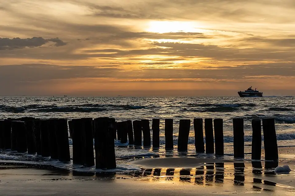 Authentischer Reisemoment in Zeeland – passend zu Busreise Zeeland mit Halbpension – Reisecheck