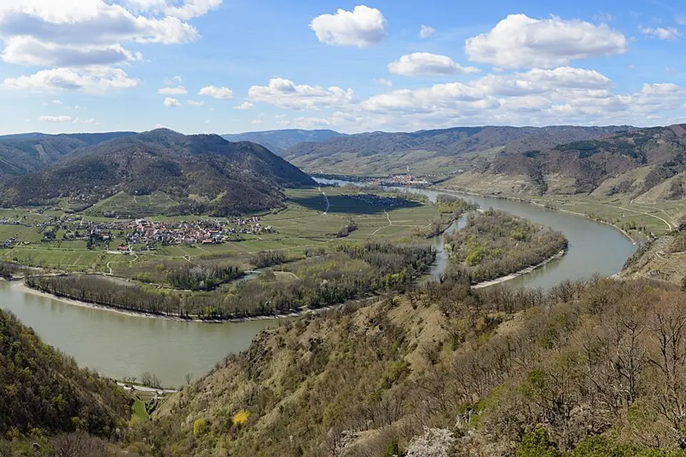 Authentischer Reisemoment in Wachau – passend zu Beste Reisezeit für eine Busreise Wachau – ehrlich eingeordnet
