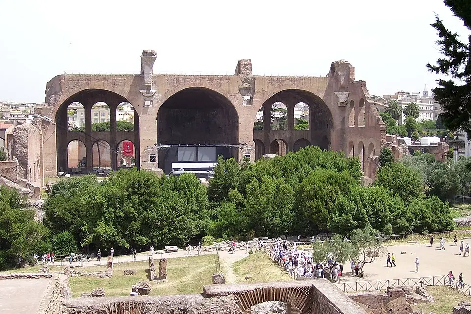 Authentischer Reisemoment in Rom – passend zu Busreise Rom 10 Tage – Reisecheck