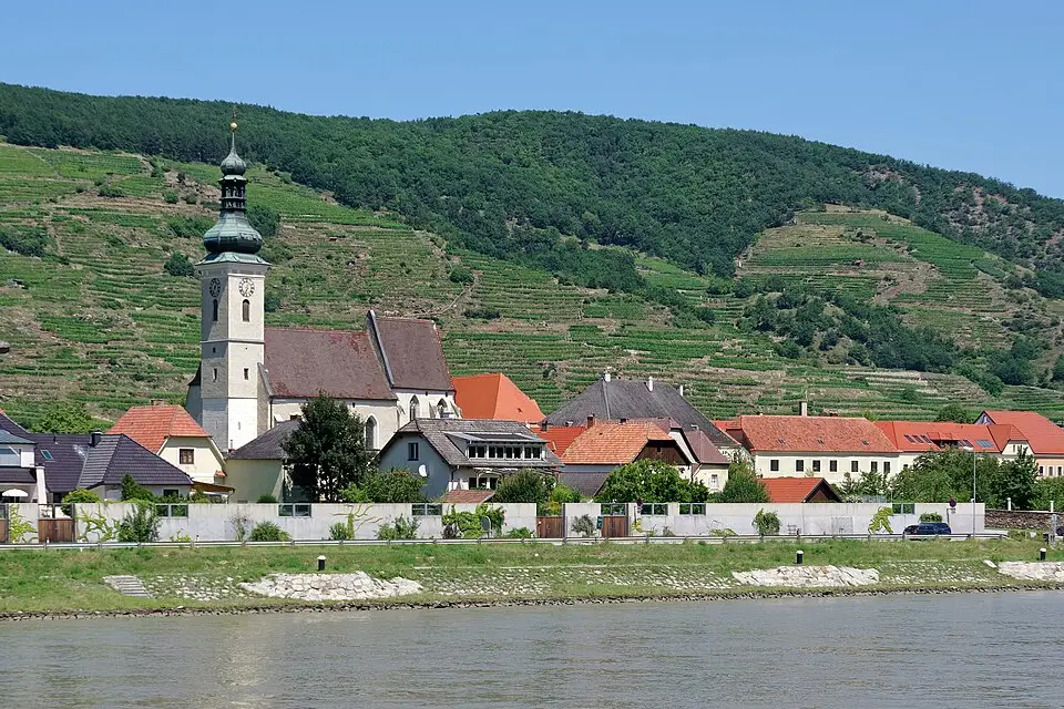 Stimmungsvolle Reiseansicht aus Wachau für Busreise Wachau Angebote vergleichen – Reiseguide