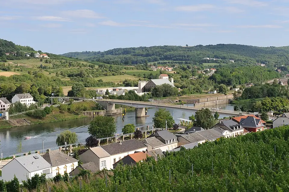 Stimmungsvolle Reiseansicht aus Luxemburg für Busreise Luxemburg mit wenig Gehstrecke – Route & Leistungen