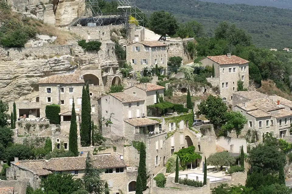 Landschaft und Sehenswürdigkeiten in Provence für Busreise Provence 10 Tage – Route & Leistungen