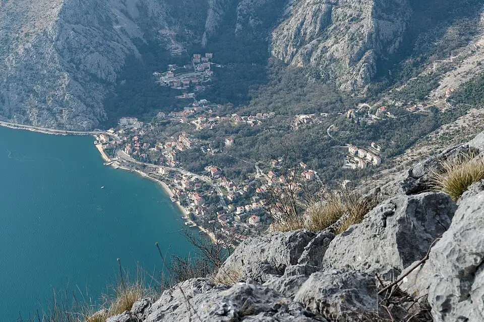 Landschaft und Sehenswürdigkeiten in Montenegro für Standortreise Montenegro mit dem Bus – Reiseguide