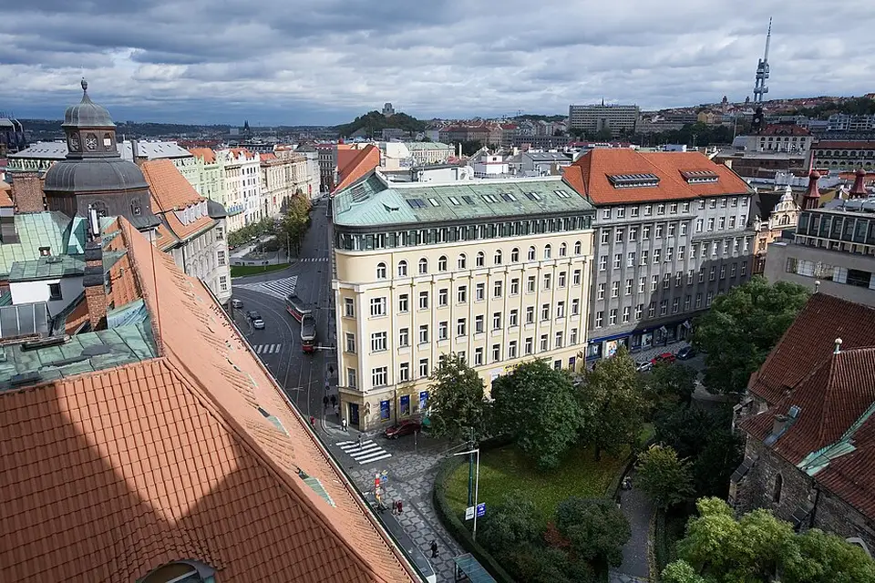 Stimmungsvolle Reiseansicht aus Prag für Gruppenreise Prag mit dem Bus – Reisecheck