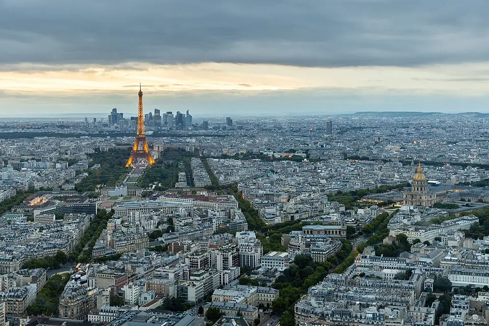 Landschaft und Sehenswürdigkeiten in Paris für Busreise Paris 7 Tage – Tipps zur Auswahl