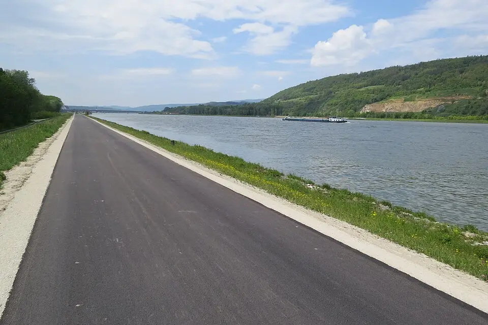 Landschaft und Sehenswürdigkeiten in Wachau für Busreise Wachau im Sommer – Route & Leistungen