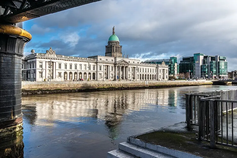 Landschaft und Sehenswürdigkeiten in Irland für Busreise Irland 5 Tage – ehrlich eingeordnet