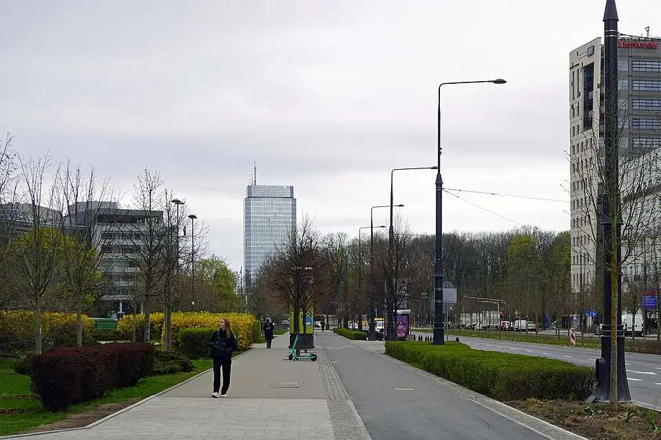 Stimmungsvolle Reiseansicht aus Warschau für Busreise Warschau Angebote vergleichen – Reiseguide