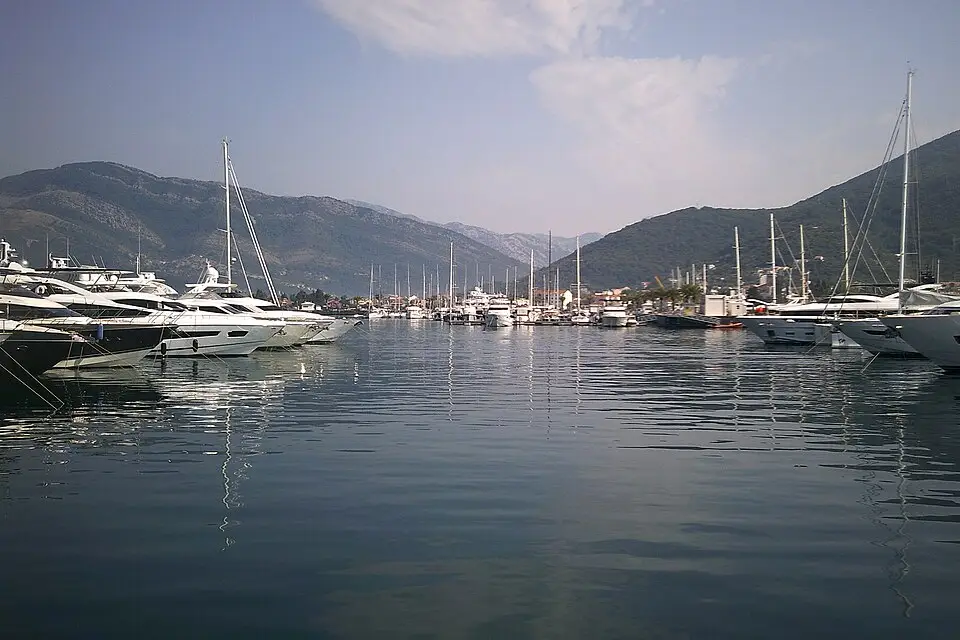 Stimmungsvolle Reiseansicht aus Montenegro für Busreise Montenegro ohne Nachtfahrt – Reisecheck