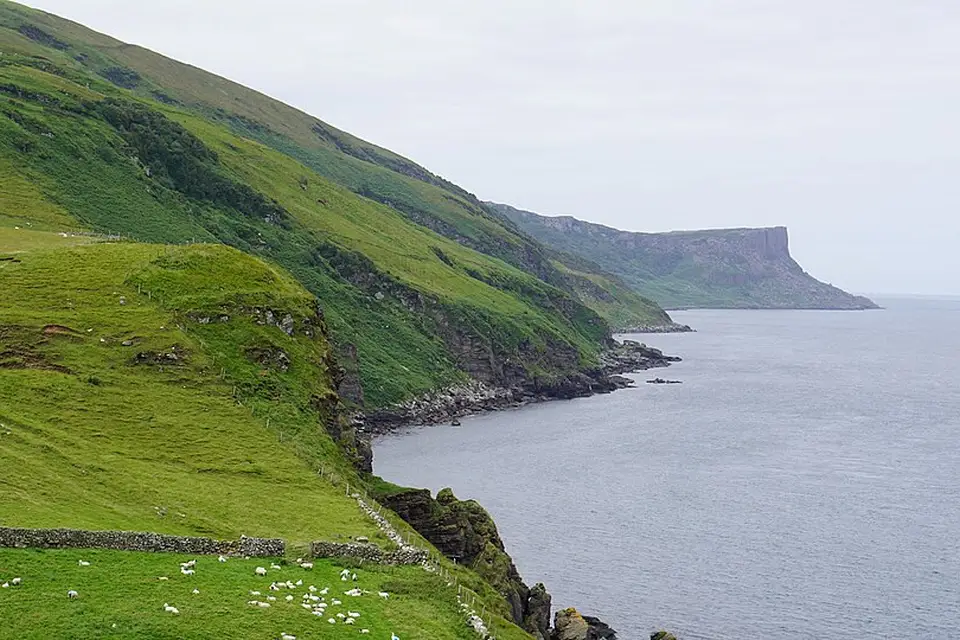 Landschaft und Sehenswürdigkeiten in Irland für Barrierearme Busreise Irland – Dauer & Komfort