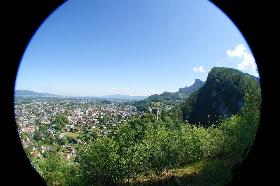 Landschaft und Sehenswürdigkeiten in Rhein für Busreise Romantischer Rhein ab München – Reiseguide