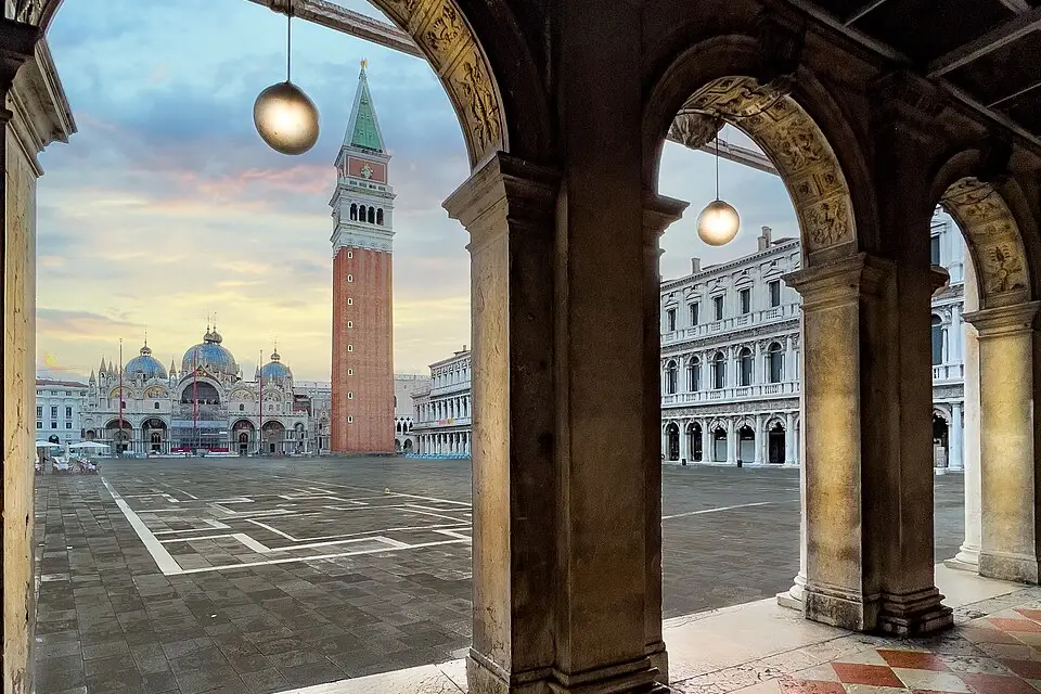 Landschaft und Sehenswürdigkeiten in Venedig für Busreise Venedig im Frühling – Dauer & Komfort