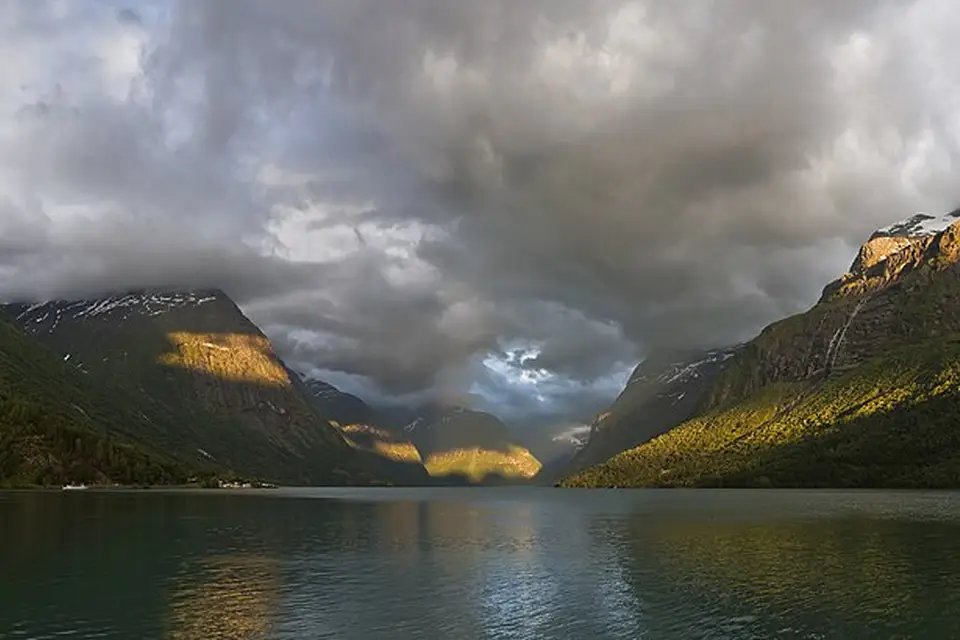 Landschaft und Sehenswürdigkeiten in Norwegische Fjorde für Kurzreise Norwegische Fjorde mit dem Bus – Dauer & Komfort