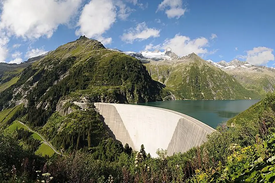 Landschaft und Sehenswürdigkeiten in Tirol für Panoramareise Tirol mit dem Bus – Reisecheck