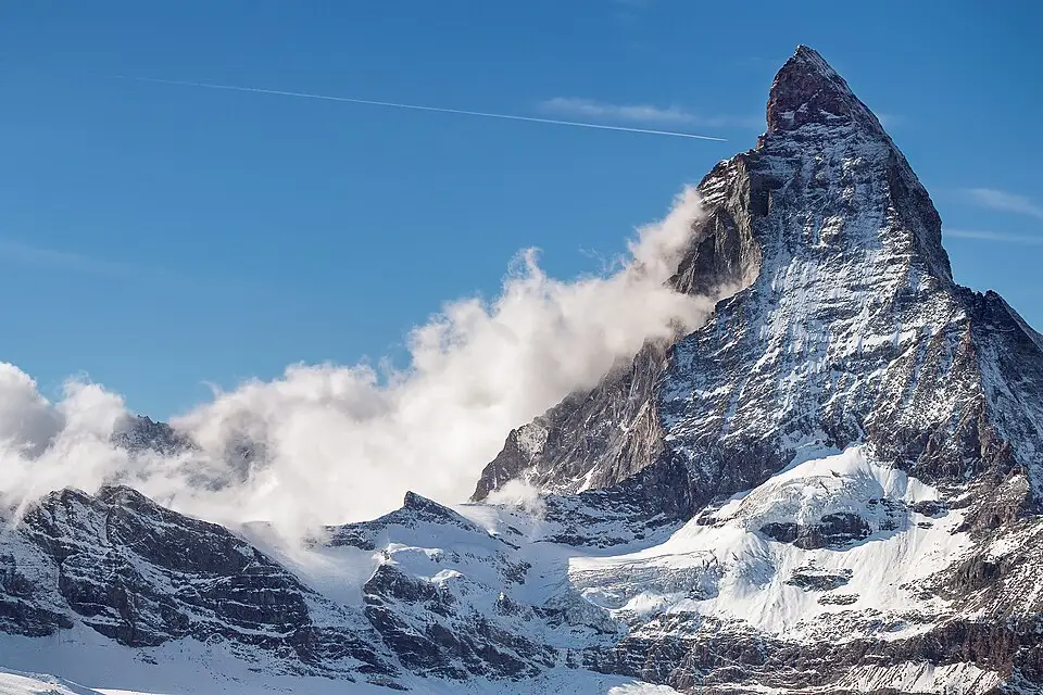 Landschaft und Sehenswürdigkeiten in Wallis für Weihnachtsreise Wallis mit dem Bus – ehrlich eingeordnet