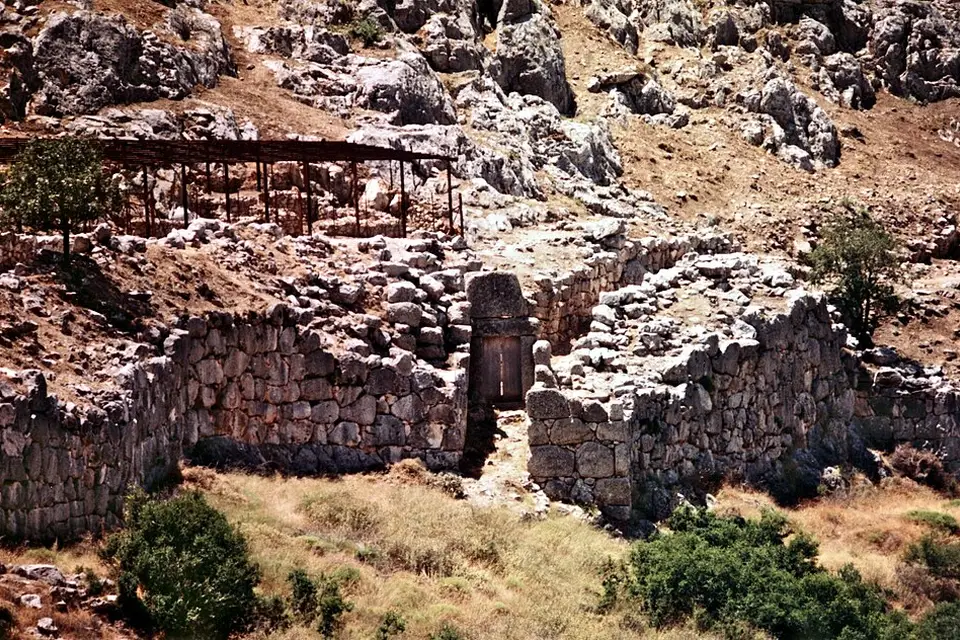 Landschaft und Sehenswürdigkeiten in griechischem Festland für Weihnachtsreise Griechisches Festland mit dem Bus – Reiseguide