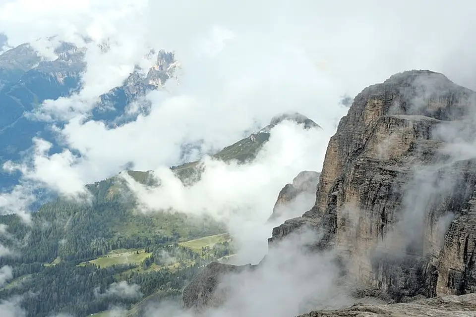Authentischer Reisemoment in Südtirol – passend zu Busreise Südtirol im Herbst – Route & Leistungen