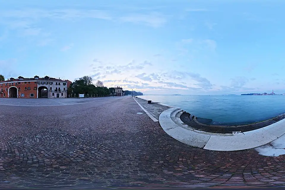 Stimmungsvolle Reiseansicht aus Venedig für Busreise Venedig mit viel Freizeit – Dauer & Komfort