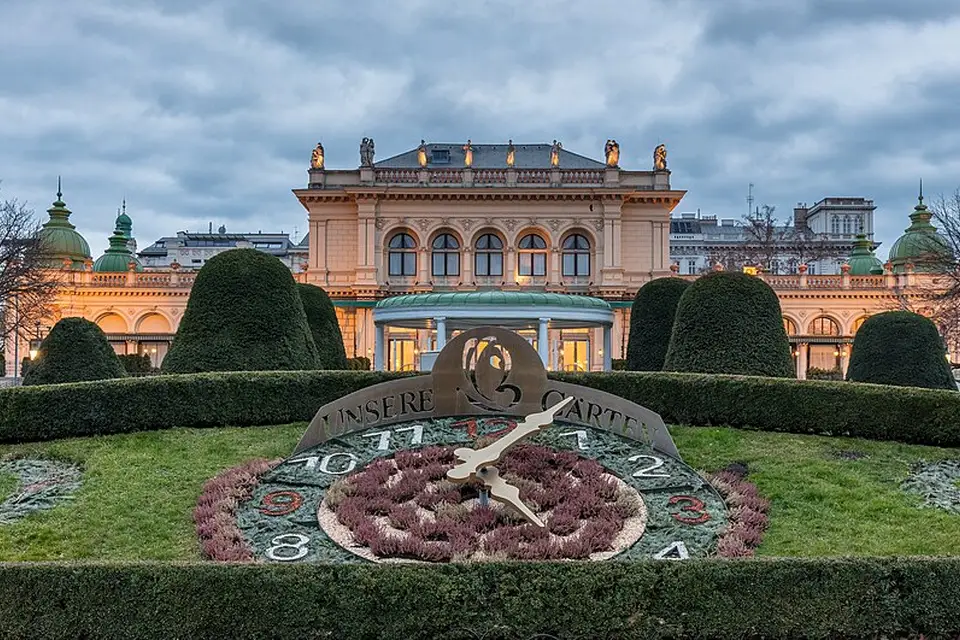Landschaft und Sehenswürdigkeiten in Wien für Adventsreise Wien mit dem Bus – Reiseguide