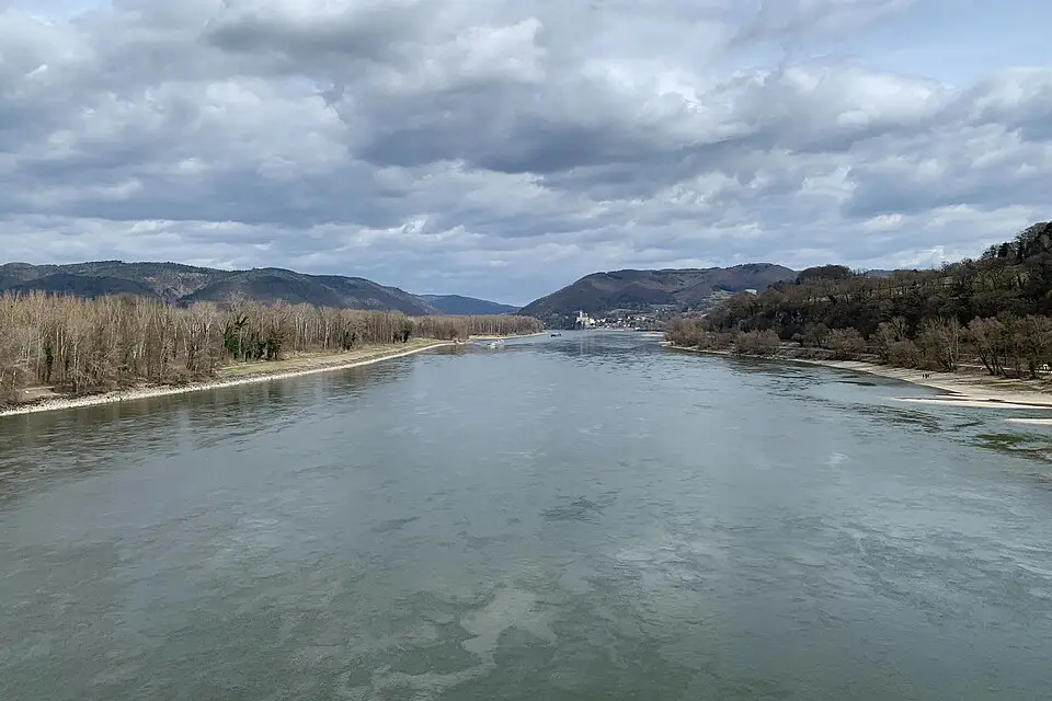 Landschaft und Sehenswürdigkeiten in Wachau für Adventsreise Wachau mit dem Bus – Reiseguide