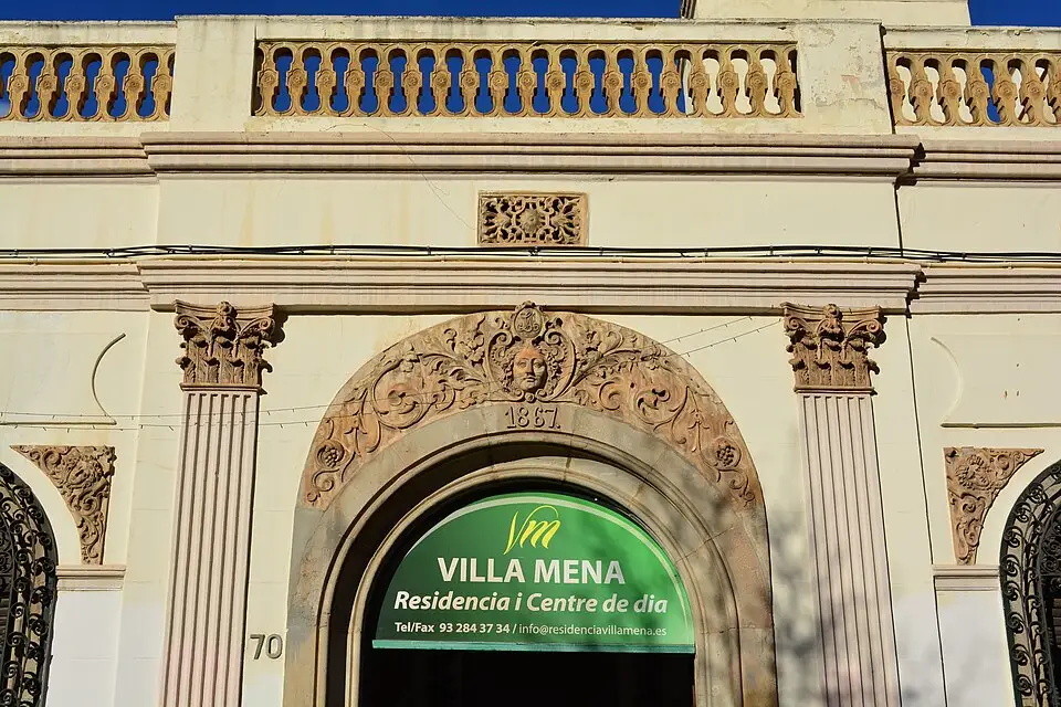 Stimmungsvolle Reiseansicht aus Barcelona für Busreise Barcelona für Senioren – Reisecheck