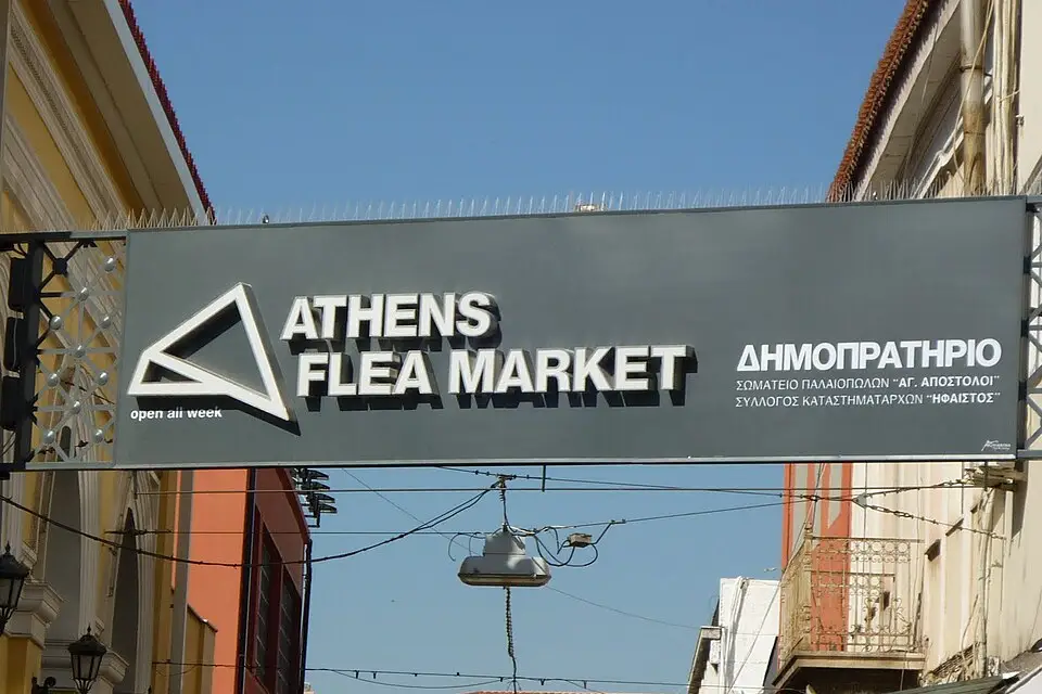 Stimmungsvolle Reiseansicht aus Athen für Wellnessreise Athen mit dem Bus – Reisecheck