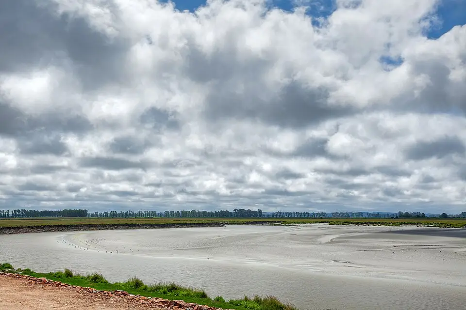 Landschaft und Sehenswürdigkeiten in Normandie für Genussreise Normandie mit dem Bus – Route & Leistungen