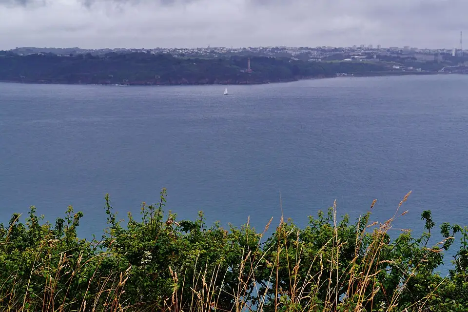 Stimmungsvolle Reiseansicht aus Bretagne für Singlereise Bretagne mit dem Bus – Reisecheck