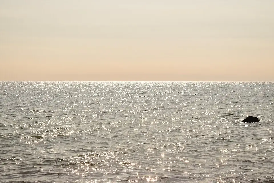 Stimmungsvolle Reiseansicht aus Ostsee für Busreise Ostsee ab NRW – Reisecheck